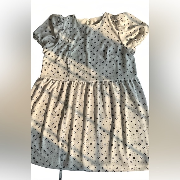 NWOT LOFT Puff Sleeve Babydoll Swing Dress Size 14 White Black Geo Print Lined - Picture 10 of 12
